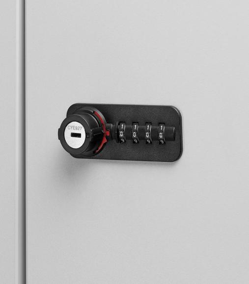 Lockers OFFICE-LINE met 10 vakken licht eik | zonder postsleuf | melamin | wit | mechanisch cijfer-/combinatieslot